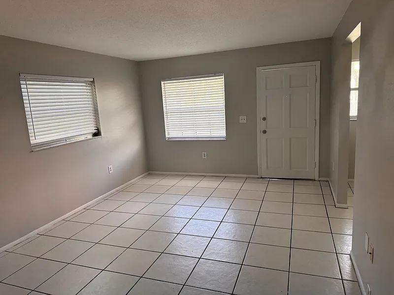 1 bed, 1.0 bath, 600 sqft, $1,395 — Photo 2