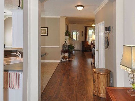 2nd image of 20211 Glen Breeze Ct