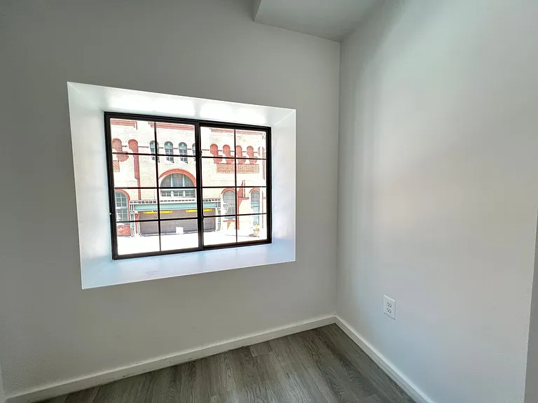 725 W Pratt St. — Photo 66