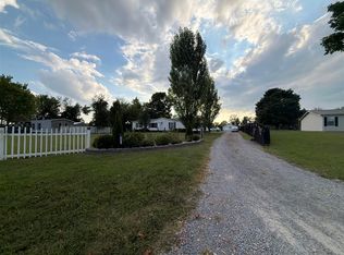 2727 Fleet Rd, Adolphus, KY 42120