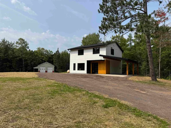5921 Lakewood Rd, Duluth, MN 55804