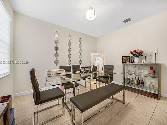 4th image of 10657 W 32nd Ln