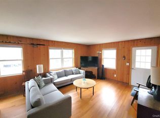 84 Oak St, Fair Harbor, NY 11706