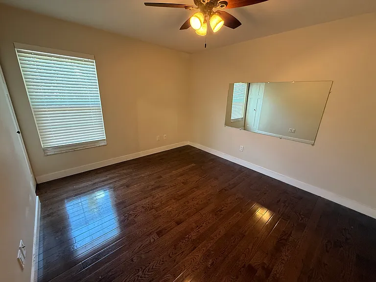 2540 W Tennessee Ave — Photo 17