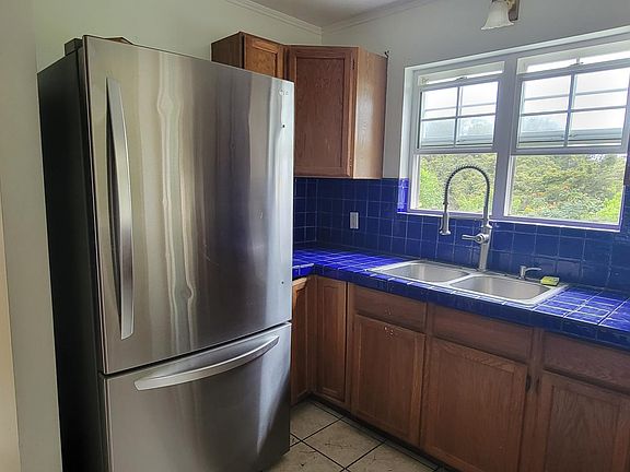 5th image of 1010 E Kuiaha Rd