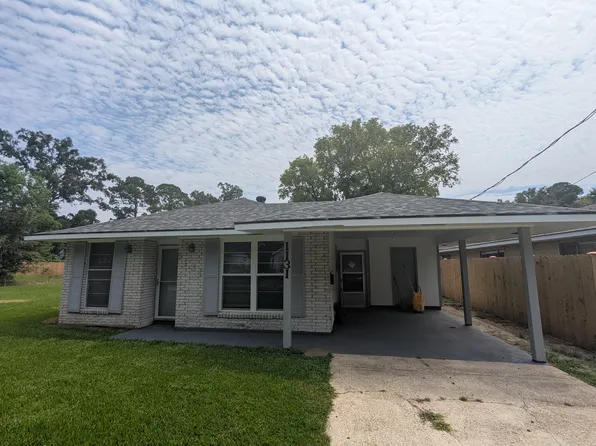 1131 Avenue C, Port Allen, LA 70767