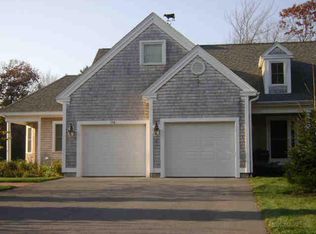 15 Grove St #B, Kennebunkport, ME 04046