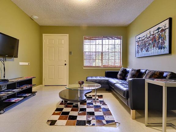 2nd image of 1220 Wyoming St APT 101