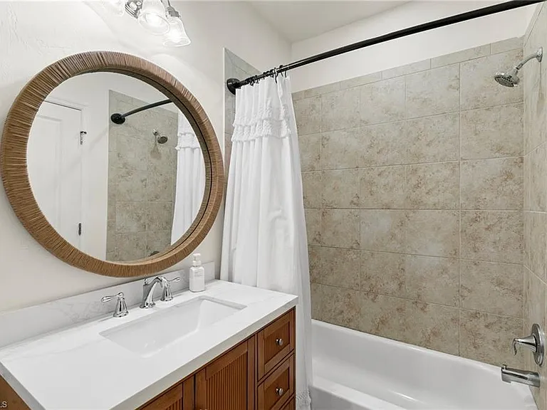 7797 Bristol Cir — Photo 9