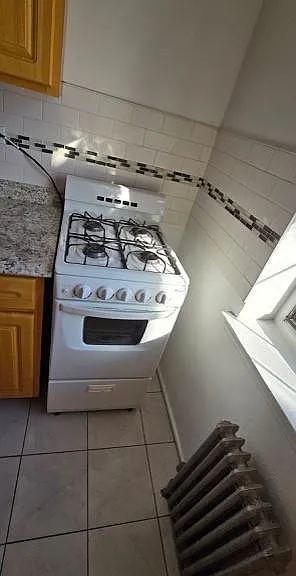 78-37 Main St #2G — Photo 10