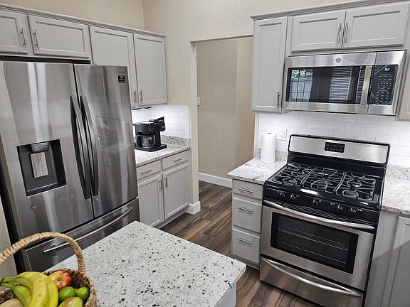 4th image of 2601 Little Elm Trl #2601LE