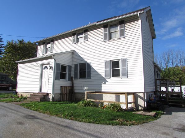 907 Middle St #1