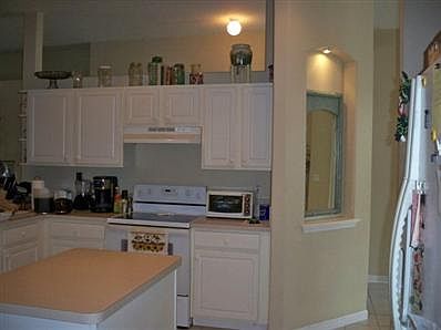 4th image of 41 Edith Pope Dr