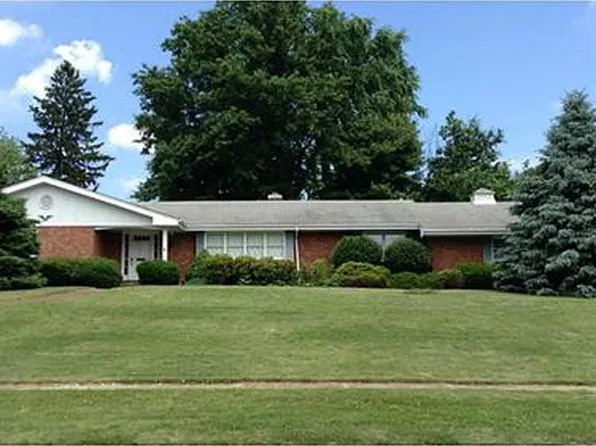425 E Clen Moore Blvd, New Castle, PA 16105