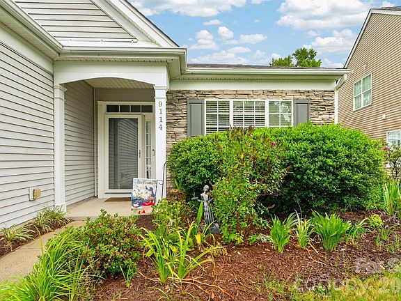 5th image of 9114 Beaver Brook Way