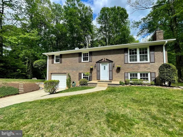 13964 Oaks Rd, Hughesville, MD 20637