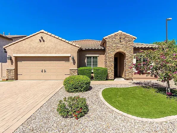 3074 E Maplewood St, Gilbert, AZ 85297