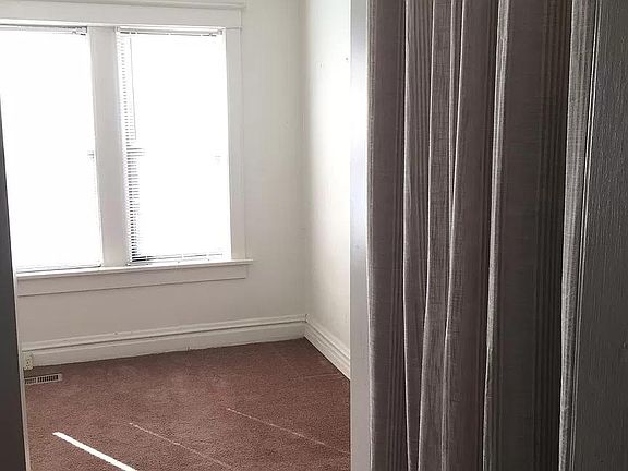 4th image of 3501 Magnolia Ave #1E