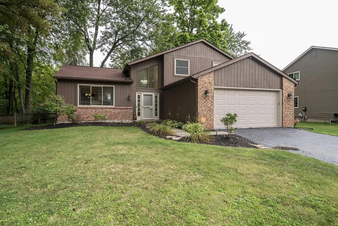 3966 Bluebird Ct photo 1