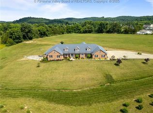 279 S 40th Dr, Evans, WV 25241