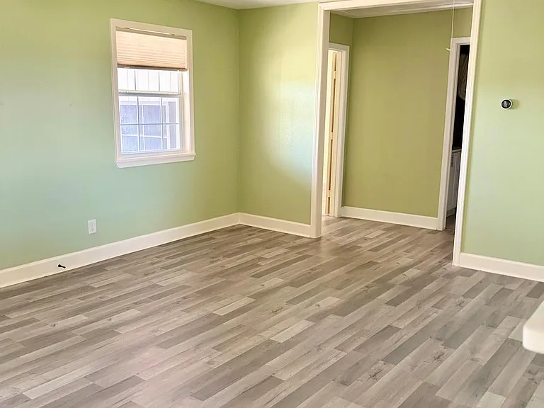 2884 Brooks Dr — Photo 10
