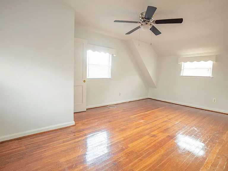 5810 Greenleaf Rd — Photo 19