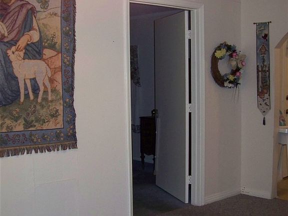 4th image of 3009 Hamilton Ln
