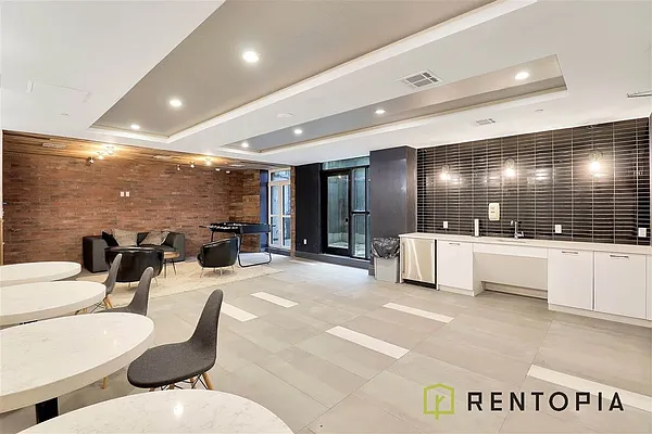 Rented by Rentopia | media 23