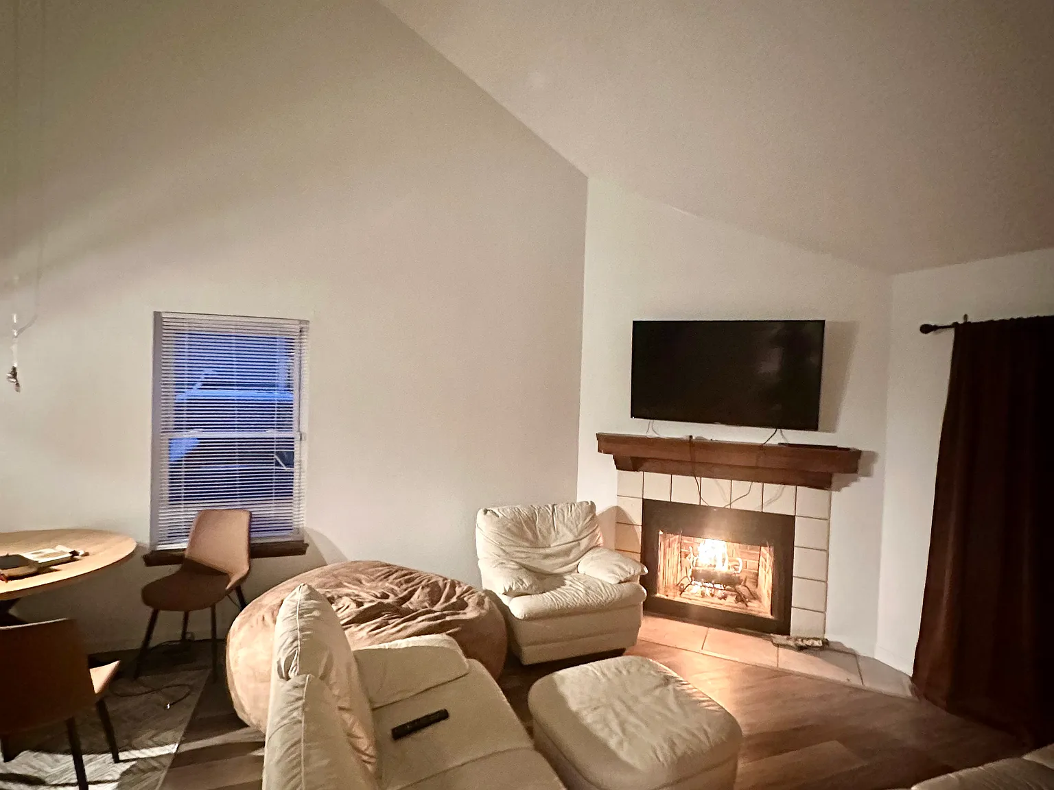 3 bed, 1097 sqft, $2,225 — Photo 1