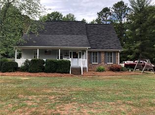 5901 Mt Holly Huntersville Rd, Charlotte, NC 28216