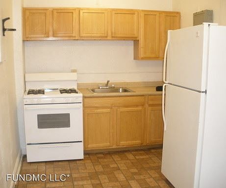 1st image of 2830 E 130th St APT 5