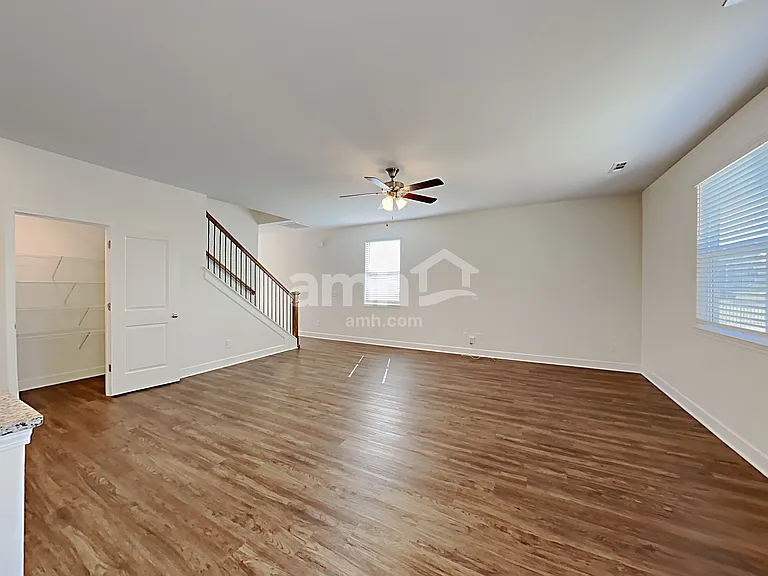 701 Drema Ct — Photo 7