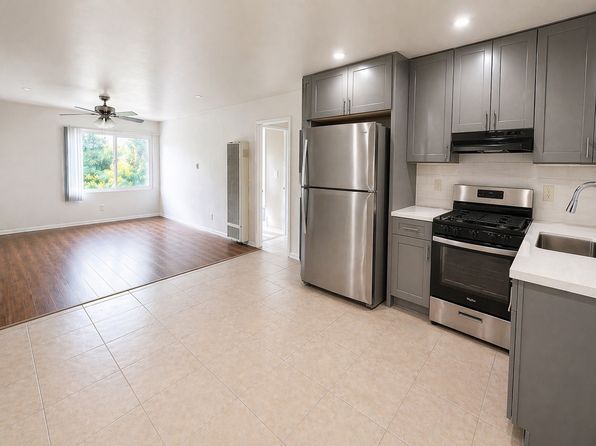 2500 Olive Ave #11