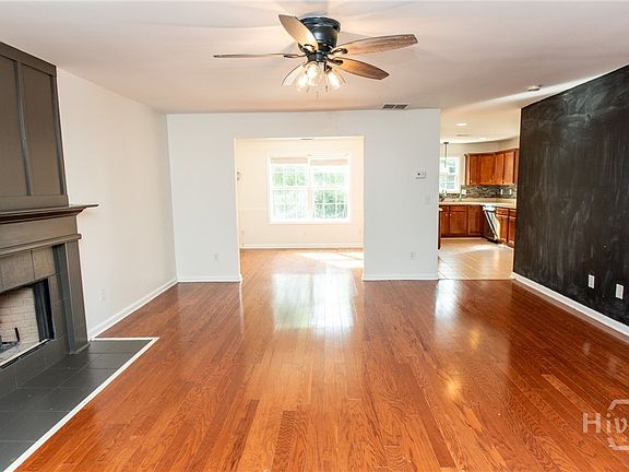 4th image of 768 Weeping Willow Drive