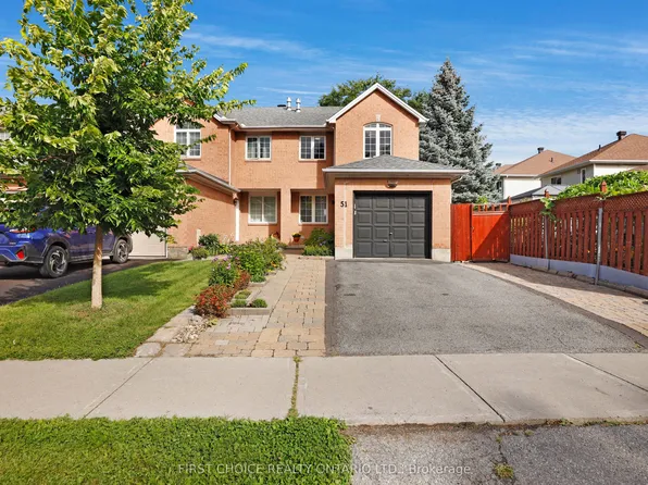 51 Central Park Dr, Ottawa, ON K2C 4A3