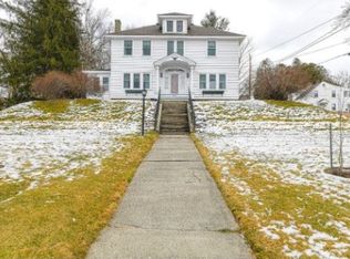 272 Pleasant St, Claremont, NH 03743