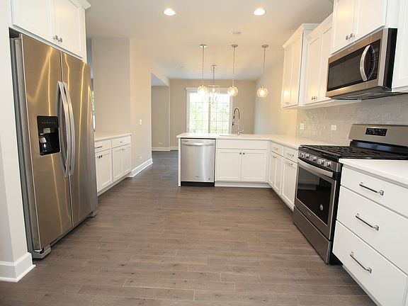 5th image of 10762 Clocktower Dr