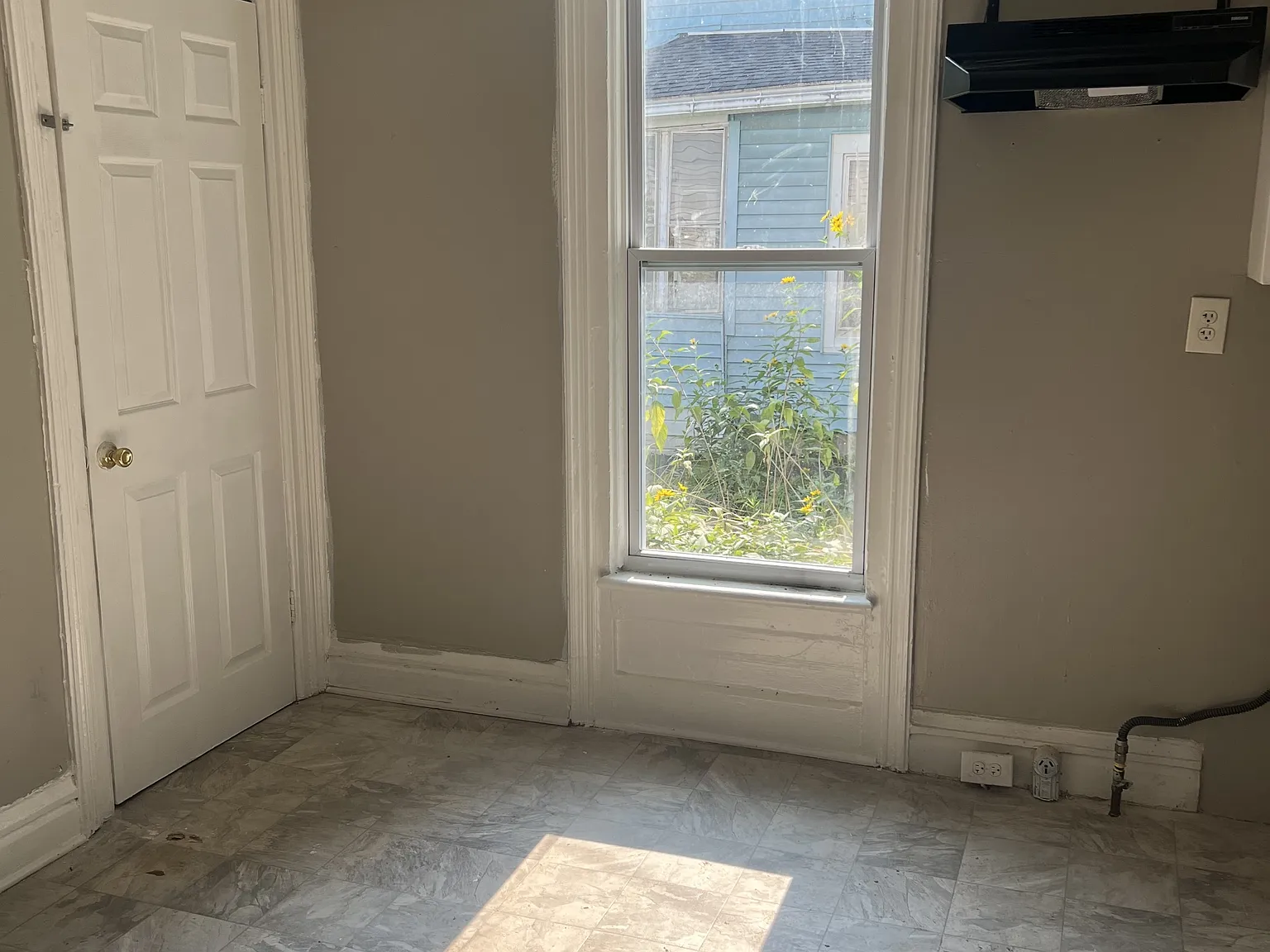 16 Central Avenue - 1 — Photo 2