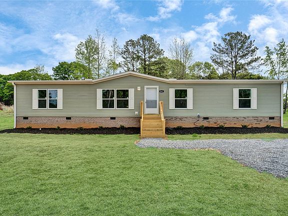 4th image of 2047 Flat Rock Rd