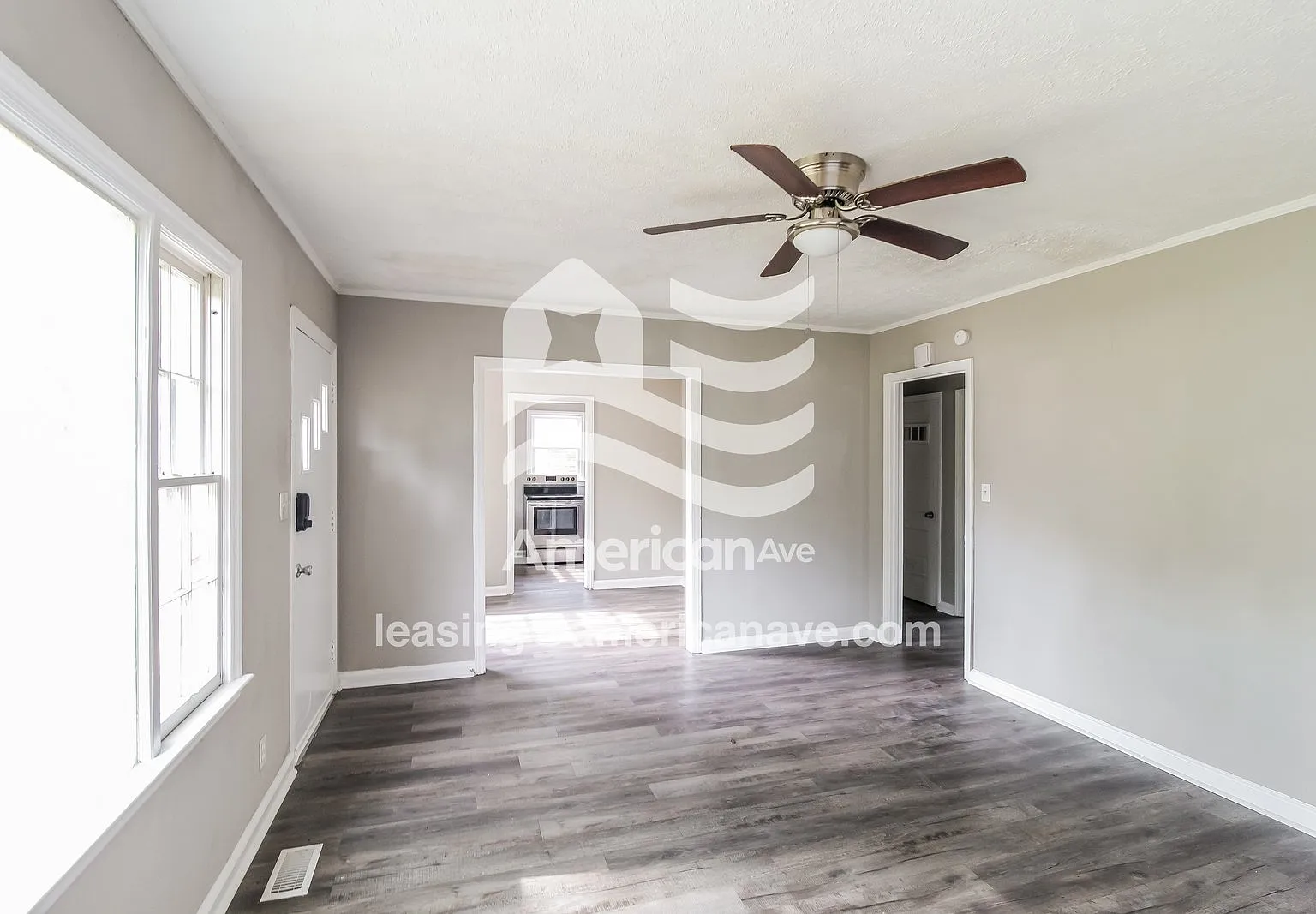 2 bed, 1.0 bath, 975 sqft, $657 — Photo 3
