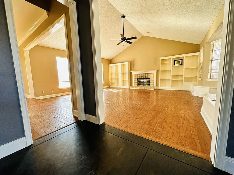 1874 Oak Gln — Photo 6