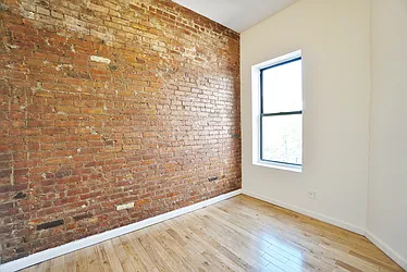 Rented by Best Apartments North Inc