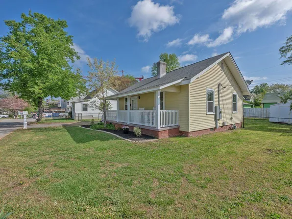 16 Saco St, Greenville, SC 29611