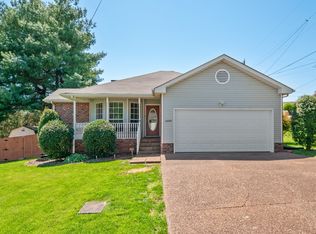 1609 Fall Dr, Nashville, TN 37207