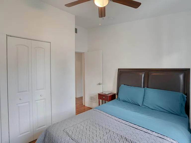 13875 NE 16th Ave — Photo 6