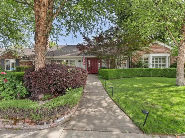 3120 American River Dr, Sacramento, CA 95864