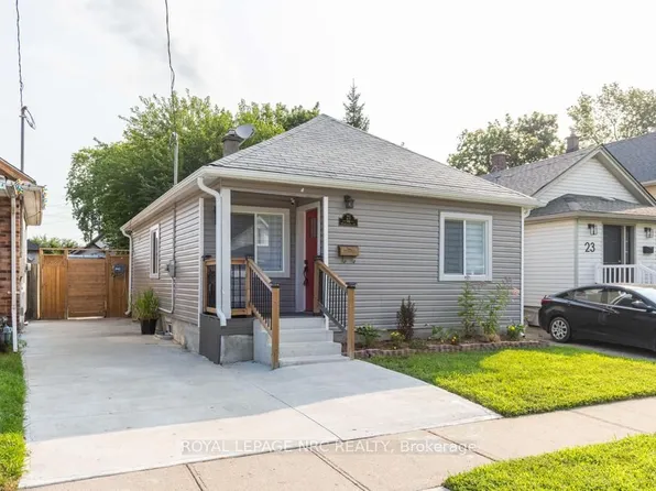 21 Trapnell St, Saint Catharines, ON L2R 1B1