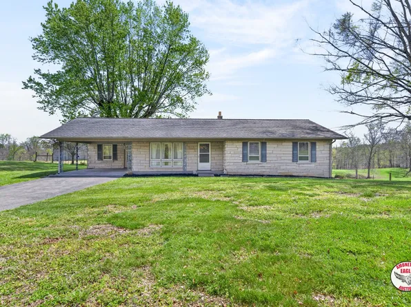 1282 Speck Rd, Albany, KY 42602