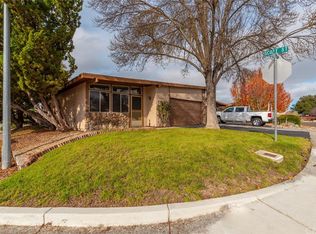 1745 Ponderosa Ln, Paso Robles, CA 93446