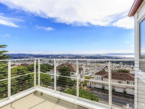 5th image of 461 Pointe Pacific APT 1